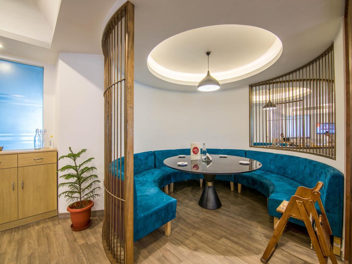 Oyo Townhouse 028 Corporate Suite 노이다 외부 사진