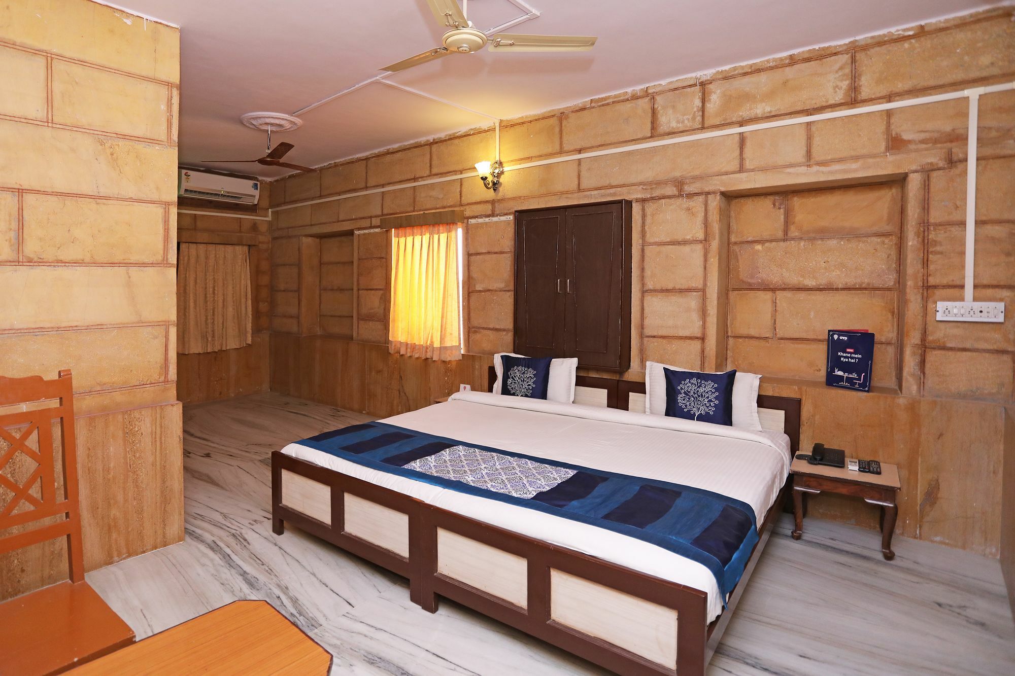 Oyo Townhouse 028 Corporate Suite 노이다 외부 사진